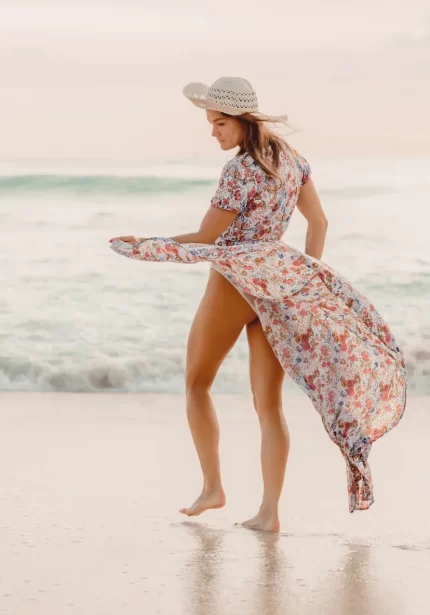how-to-dress-the-hourglass-body-shape-1
